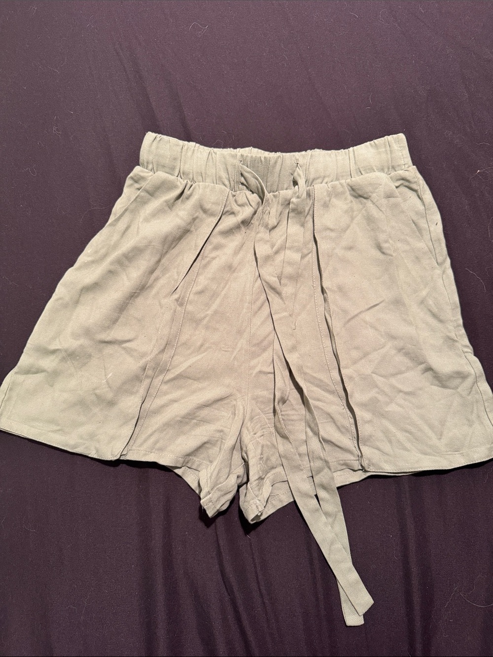 Pull&Bear High-Waist Tie-Front Shorts - Sage Green